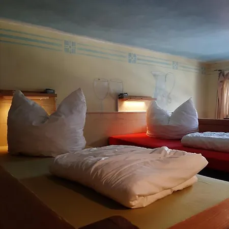 Lollis Hostel Dresden