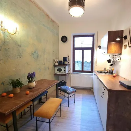 Lollis Dresden