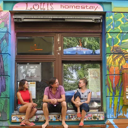 Hostel Lollis