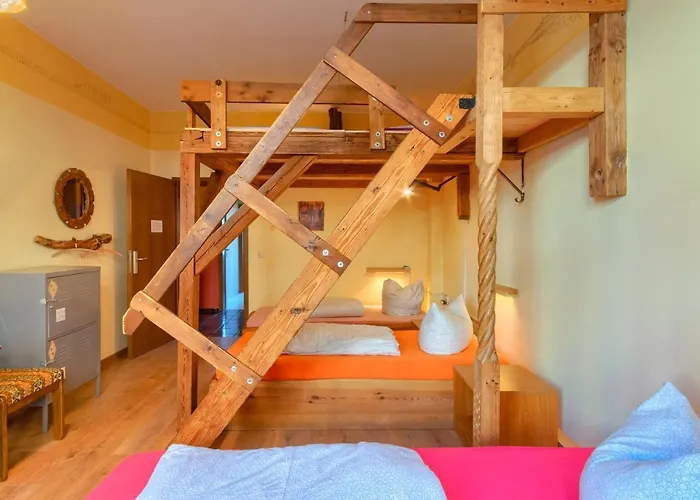 Auberge de jeunesse Lollis *