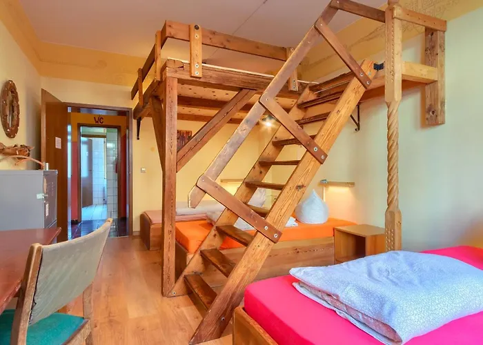 Auberge de jeunesse Lollis