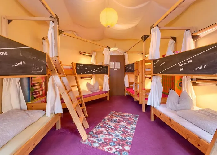 Lollis Auberge de jeunesse *