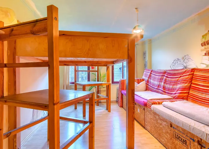 Auberge de jeunesse Lollis *