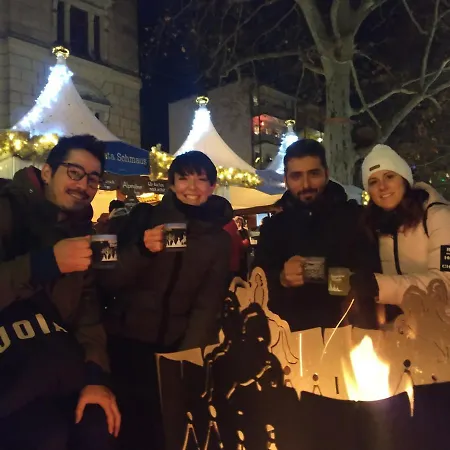 אכסניה Lollis *